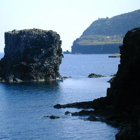 Daire Caserta Isola di Ustica